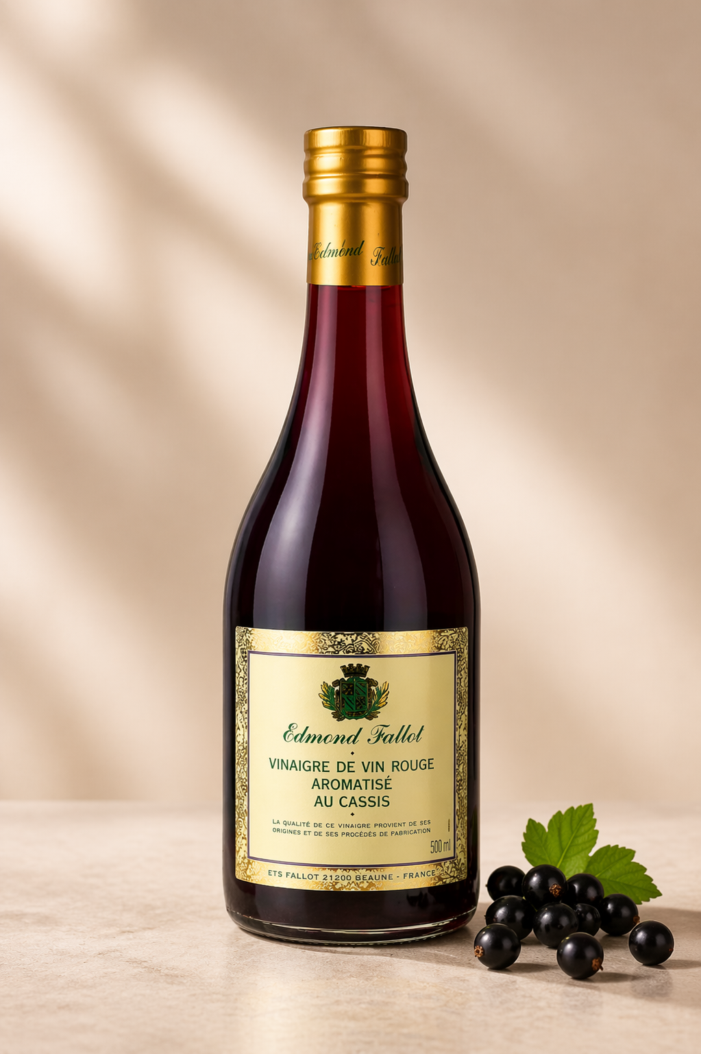 Rotwein-Essig mit schwarzer Johannisbeere